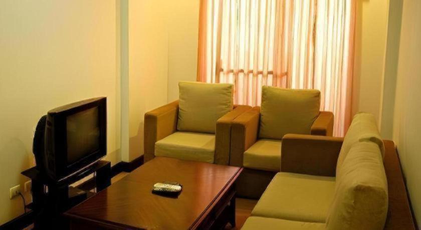 D' Leonor Hotel Davao Luaran gambar