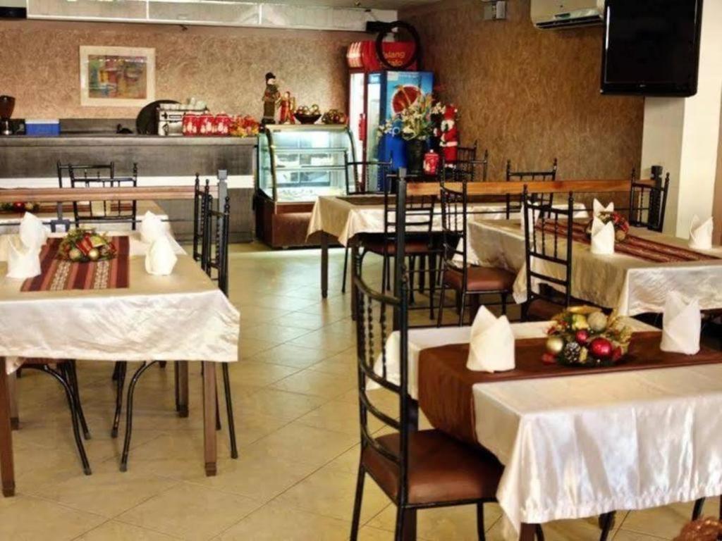 D' Leonor Hotel Davao Luaran gambar