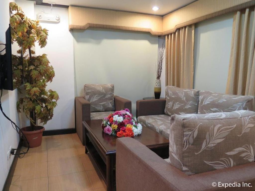 D' Leonor Hotel Davao Luaran gambar