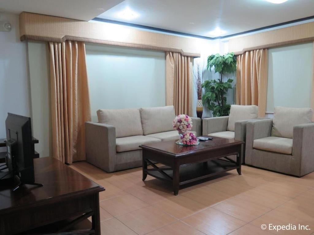 D' Leonor Hotel Davao Luaran gambar
